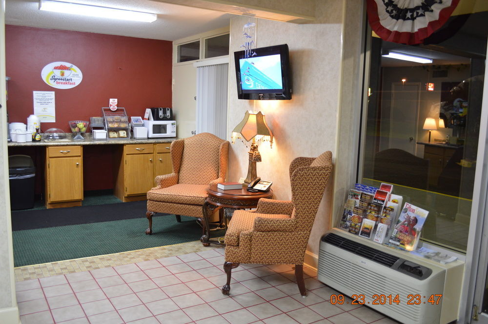 Hotel Super 8 By Wyndham Tifton Exterior foto