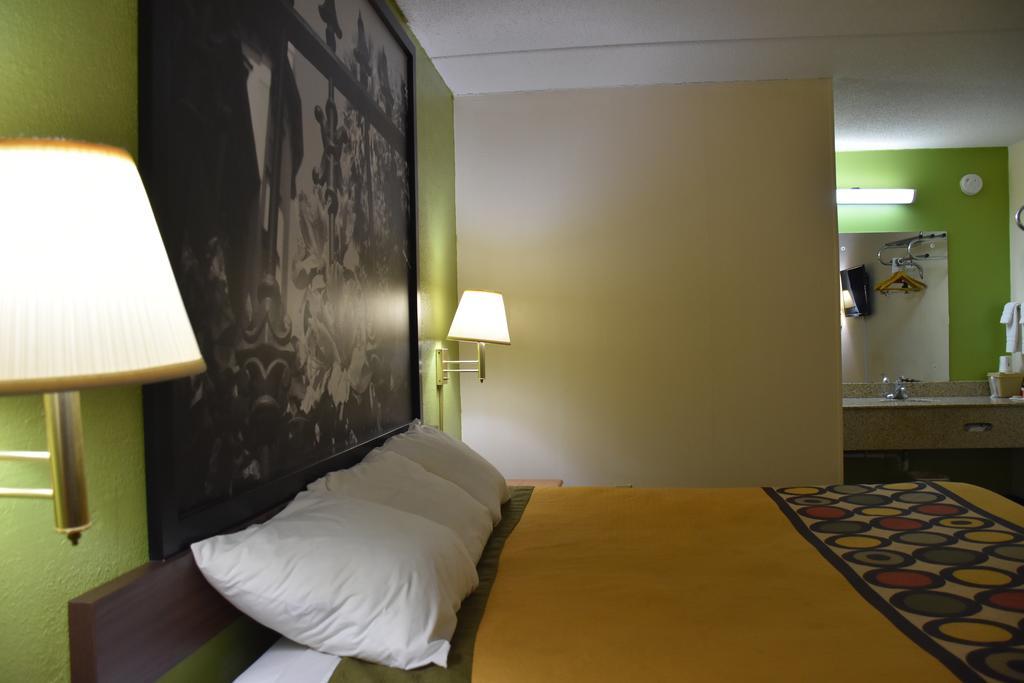 Hotel Super 8 By Wyndham Tifton Exterior foto