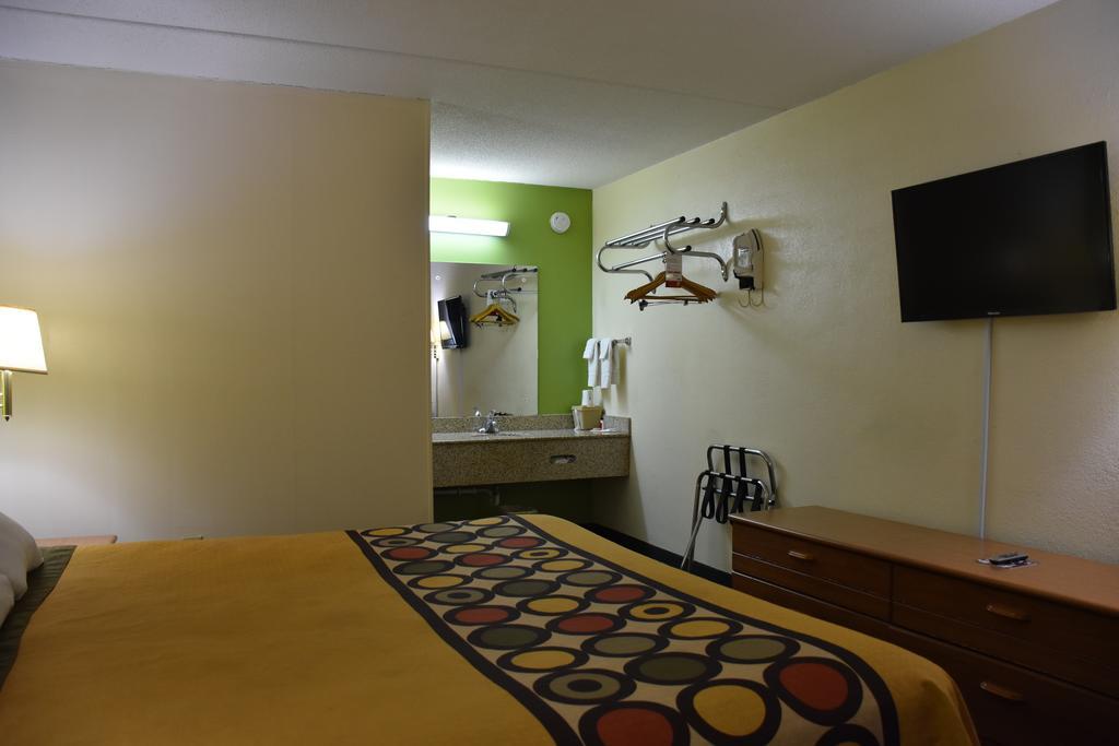 Hotel Super 8 By Wyndham Tifton Exterior foto