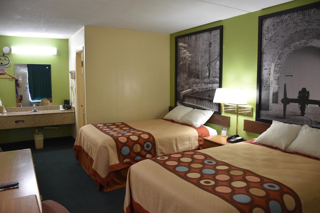 Hotel Super 8 By Wyndham Tifton Exterior foto